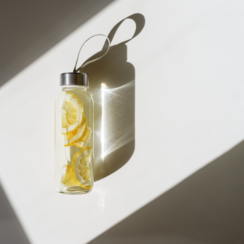 Detox water citroen fles
